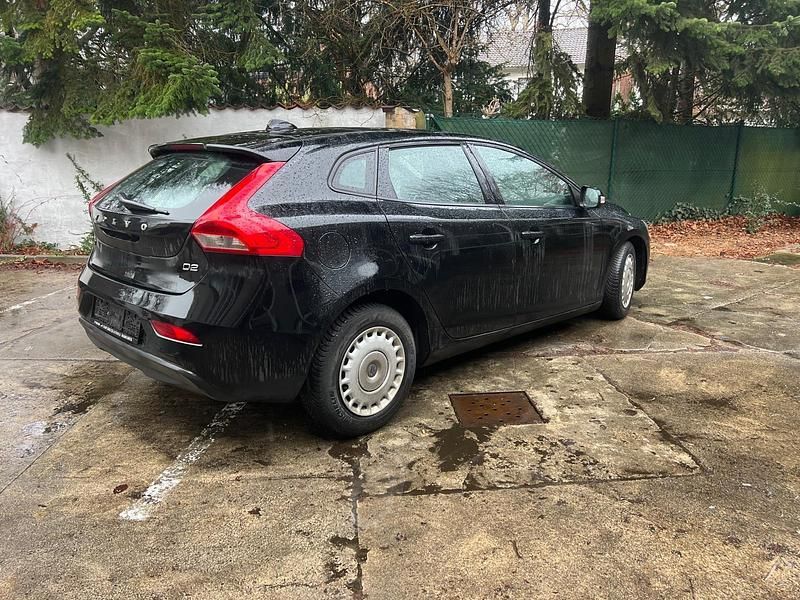 Gebraucht Volvo V40 114 PS (83 kW) 2013 Schwarz Limousine