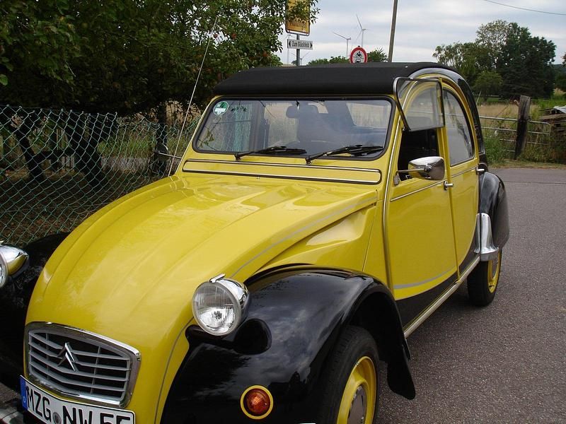Gelb Gebraucht 1987 Citroën 2CV Charleston Kleinwagen | 21.500 € - Bild 1/4