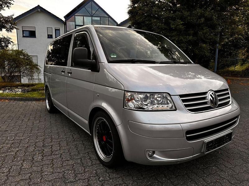 Silber Gebraucht 2004 VW T5 Van | 10.900 € (Etwas zu teuer) - Bild 1/4