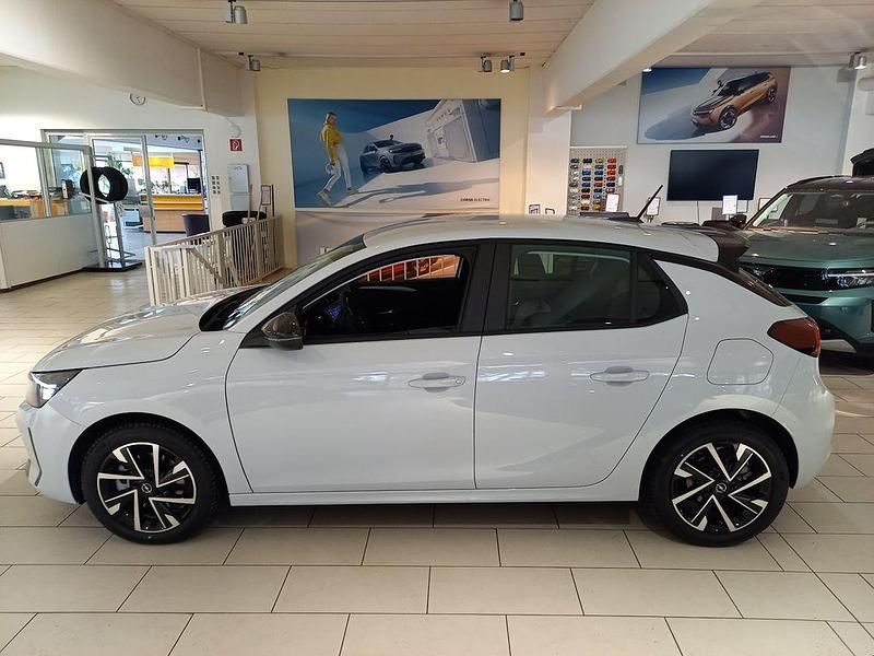 Neu Opel Corsa Edition 110 PS (80 kW) 2025 Schwarz Limousine