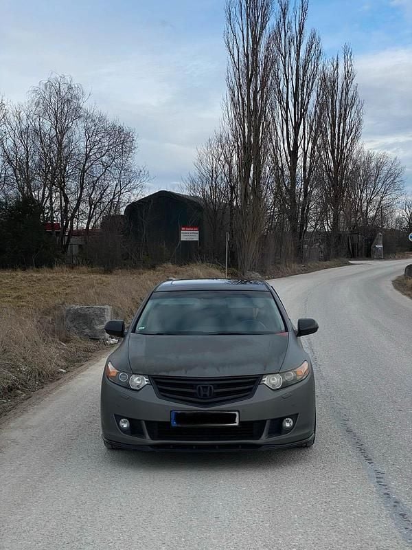 Gebraucht Honda Accord 201 PS (147 kW) 2010 Grau Limousine