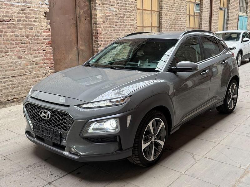 Grau Gebraucht 2020 Hyundai Kona SUV | 16.999 € (Fairer Preis) - Bild 1/4