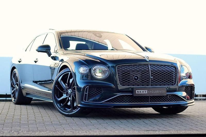 Gebraucht Bentley Flying Spur 600 PS (441 kW) 2024 Grün Limousine