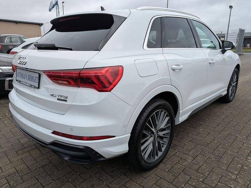 Gebraucht Audi Q3 S-Line 190 PS (139 kW) 2019 Gletscherweiss SUV