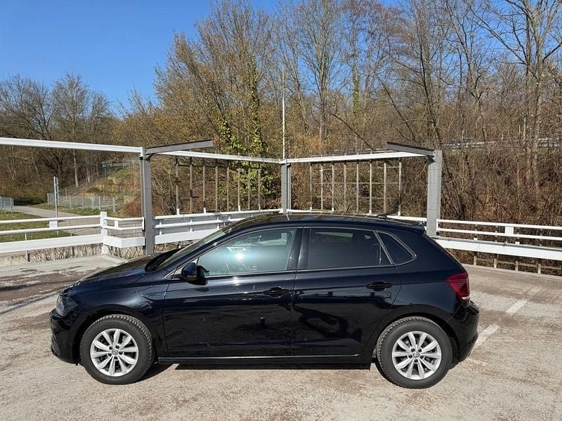Gebraucht VW Polo Highline 116 PS (85 kW) 2019 Schwarz Kleinwagen