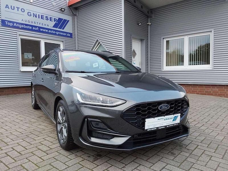 Magnetic grau Gebraucht 2024 Ford Focus ST-Line Kombi | 27.800 € (Fairer Preis) - Bild 1/4