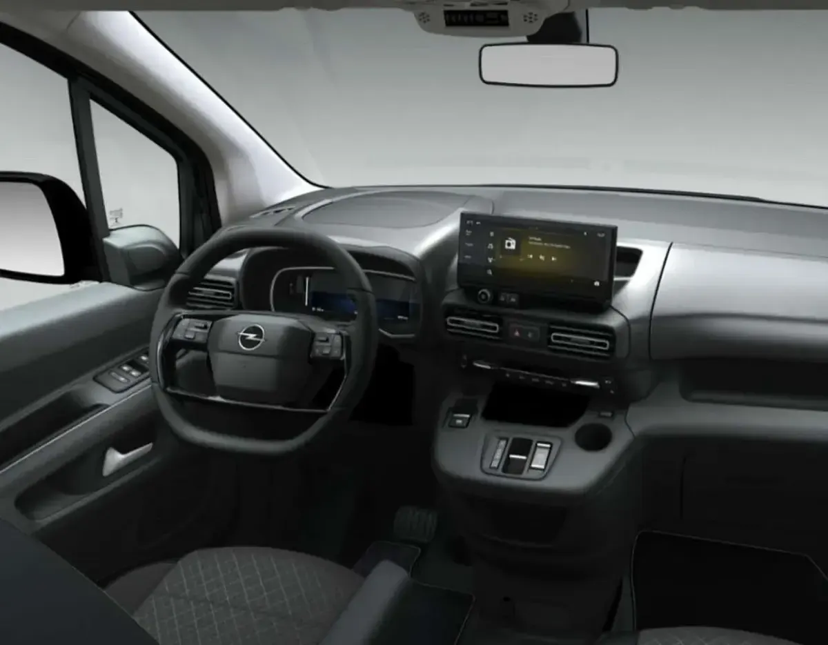 Neu Opel Combo 131 PS (96 kW) 2026 Kaolin weiß Van / Kleinbus