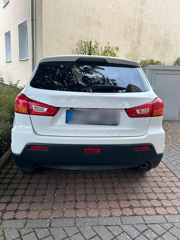 Weiß Gebraucht 2012 Mitsubishi ASX SUV | 8.000 € (Fairer Preis) - Bild 1/4