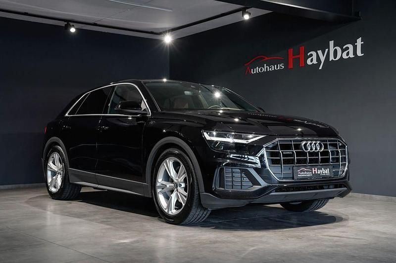 Gebraucht Audi Q8 286 PS (210 kW) 2020 Schwarz SUV
