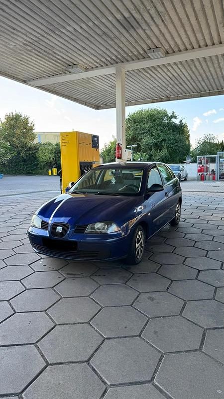 Andere farben Gebraucht 2002 Seat Ibiza Kleinwagen | 950 € (Guter Preis) - Bild 1/4