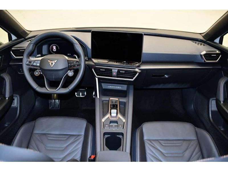 Neu Cupra Leon VZ 333 PS (244 kW) 2025 Grau Limousine