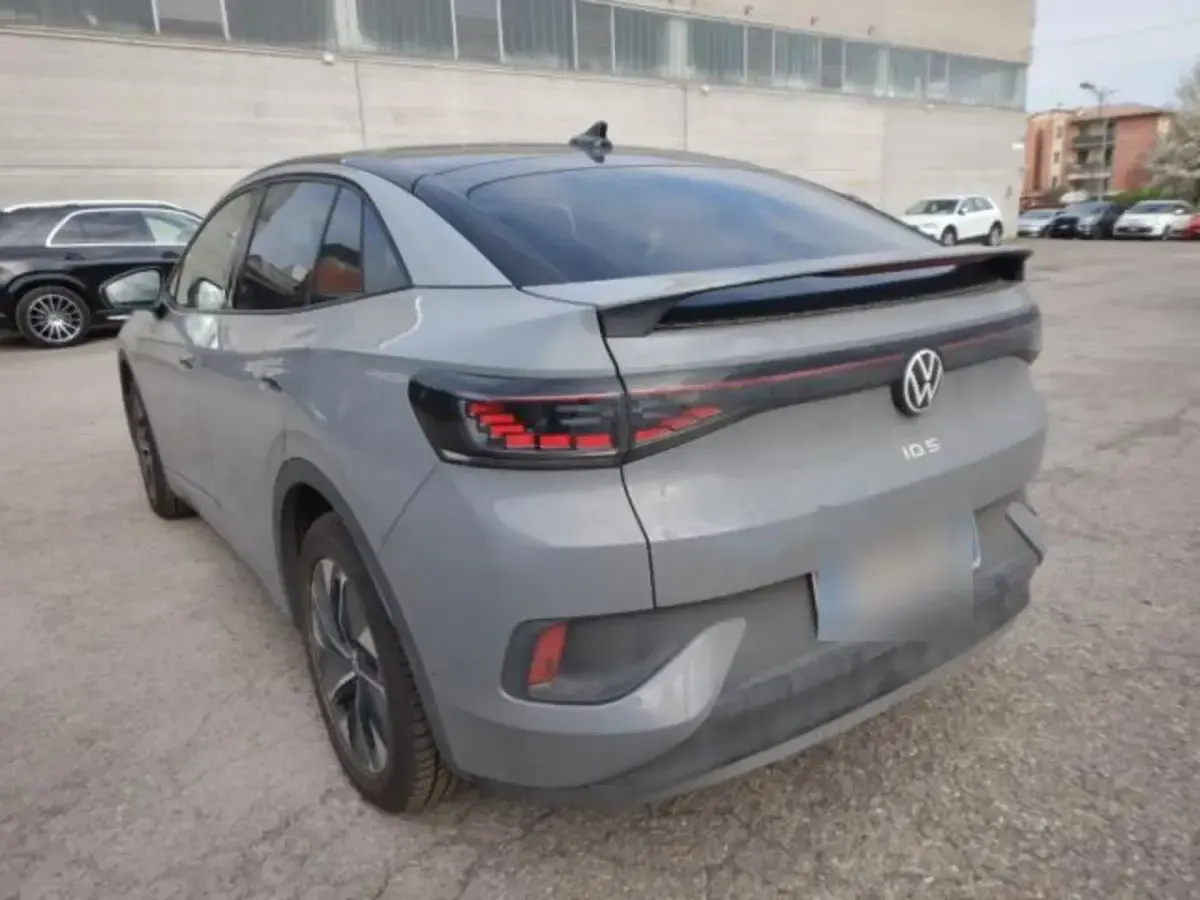 Gebraucht VW ID.5 Pro 210 kW (286 PS) 2025 Mondsteingrau schwarz SUV