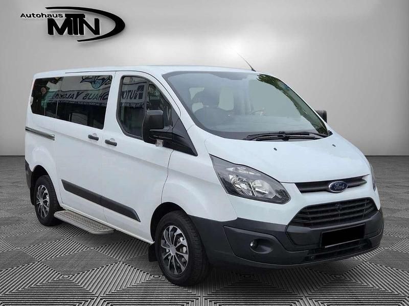 Weiß Gebraucht 2016 Ford Transit Custom Limousine | 13.490 € (Fairer Preis) - Bild 1/4
