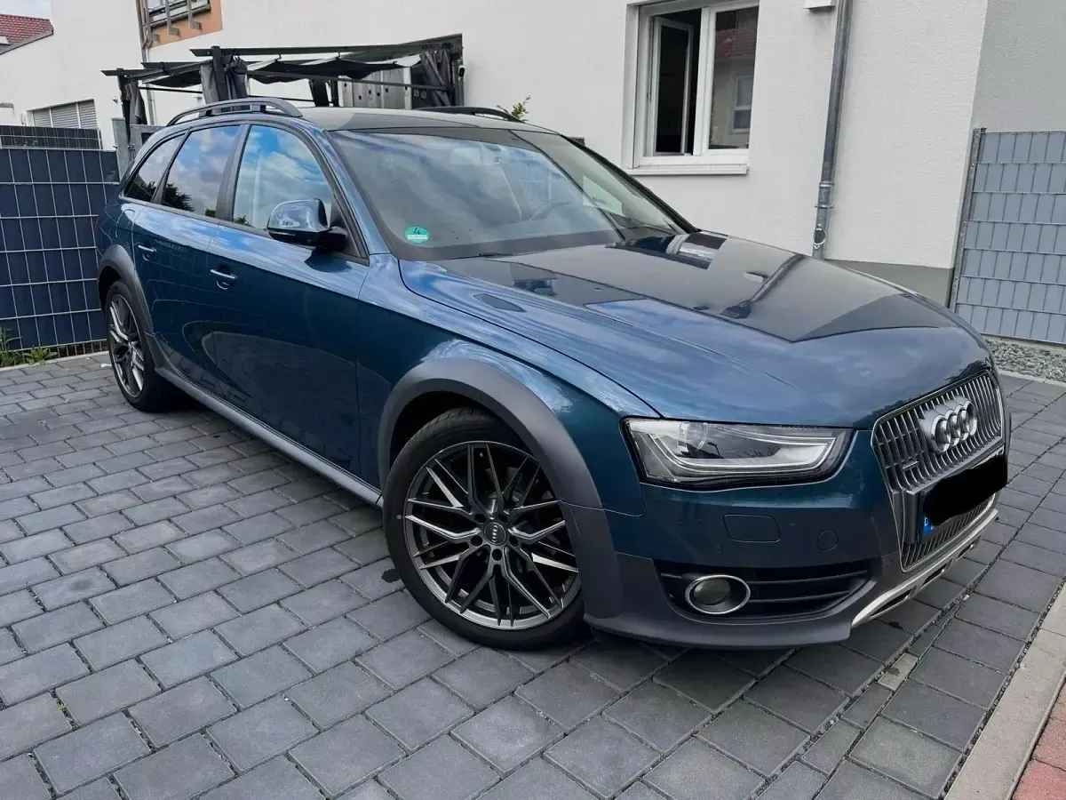 Gebraucht Audi A4 Allroad 190 PS (139 kW) 2015 Blau Kombi