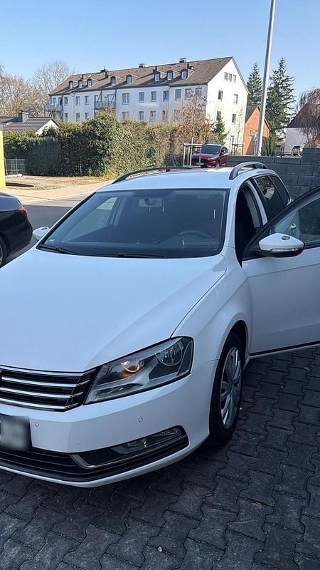 Gebraucht VW Passat 177 PS (130 kW) 2013 Weiß Kombi