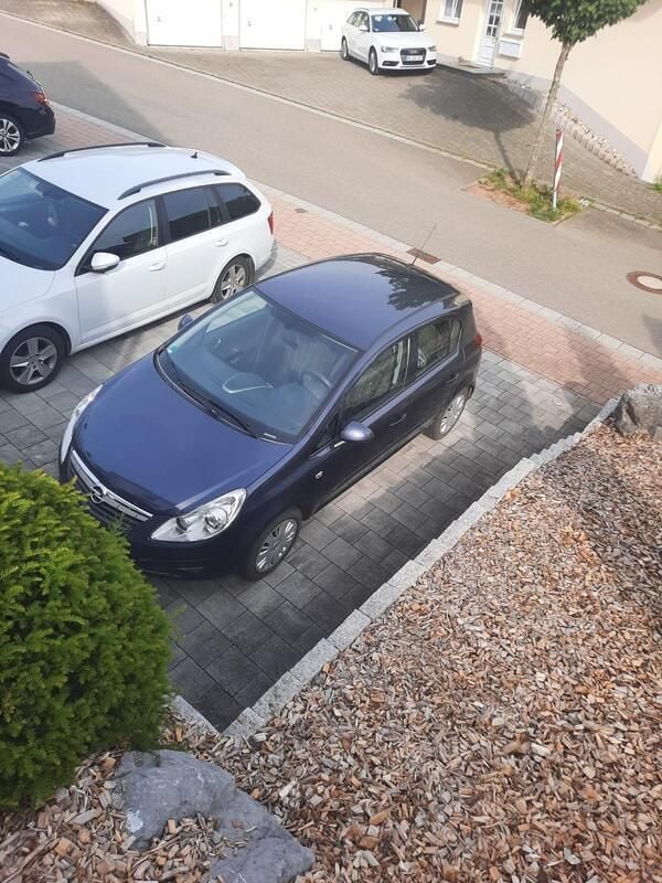 Grau Gebraucht 2007 Opel Corsa Kleinwagen | 899 € (Superpreis) - Bild 1/4