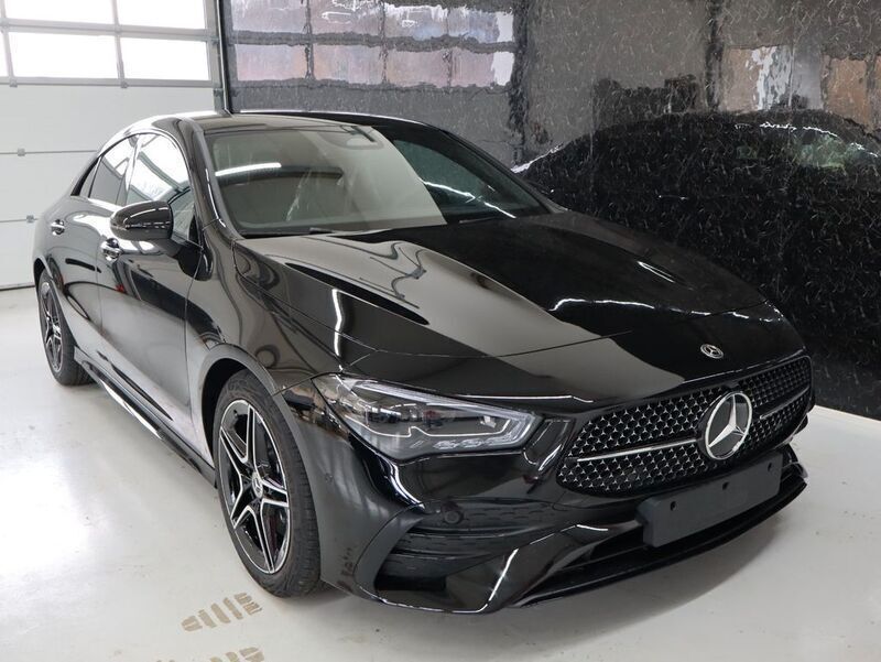 Schwarz Neu 2025 Mercedes CLA200 AMG Coupé | 36.990 € (Superpreis) - Bild 1/4