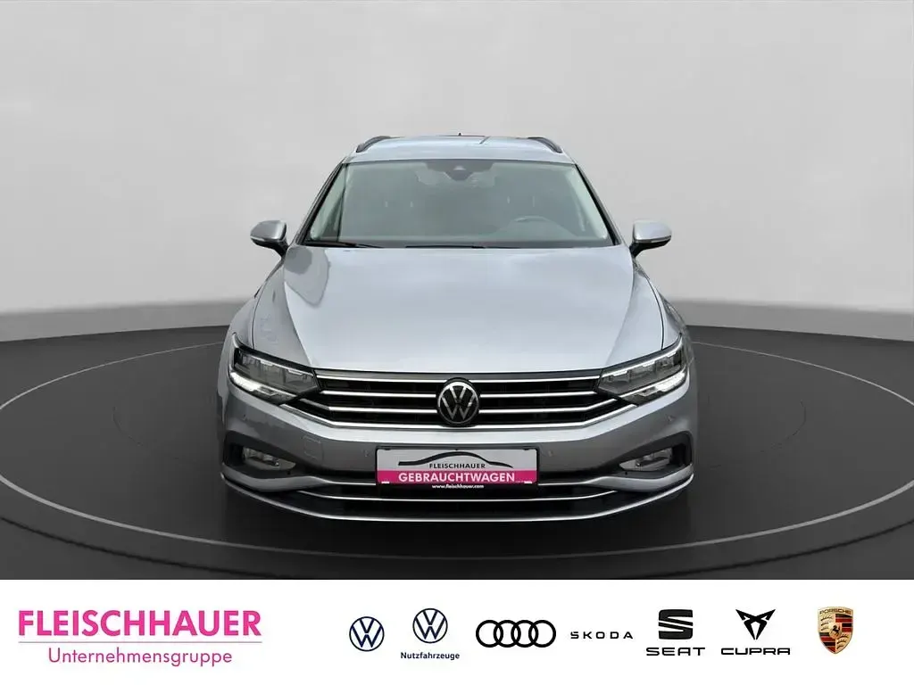 Gebraucht VW Passat Business 150 PS (110 kW) 2022 Silber Kombi