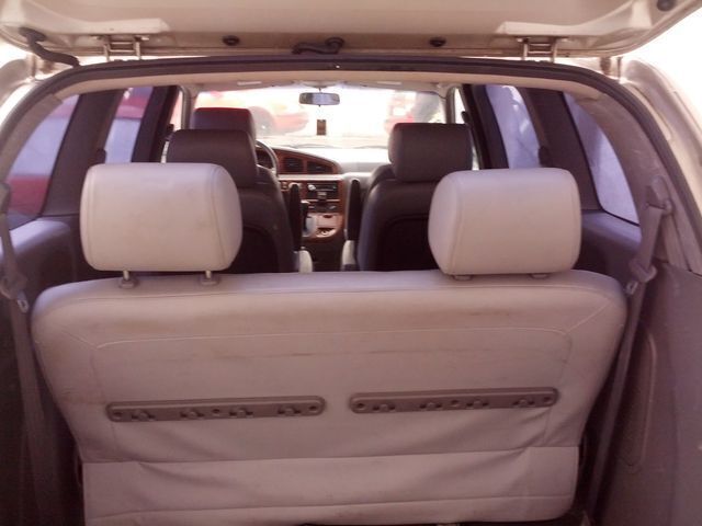 Gebraucht Kia Carnival 224 PS (164 kW) 2002 Silber Van / Kleinbus