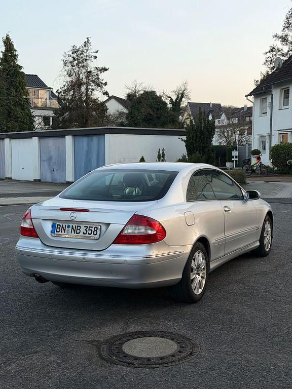 Gebraucht Mercedes CLK200 Elegance 163 PS (119 kW) 2005 Silber Coupé