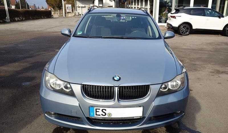 Gebraucht BMW 320 177 PS (130 kW) 2007 Grau Kombi
