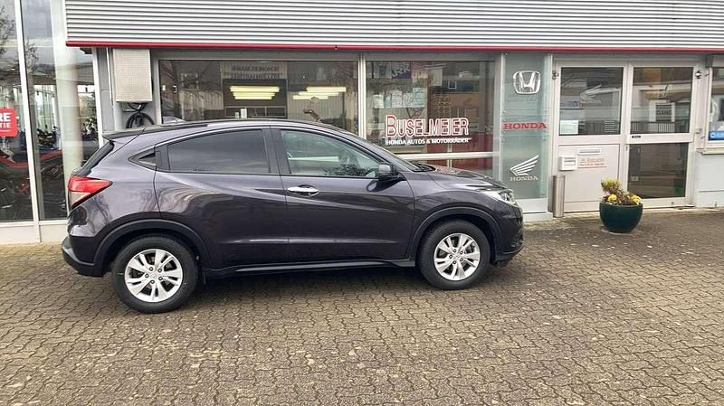 Gebraucht Honda HR-V Elegance 131 PS (96 kW) 2019 Ruse black m nh821m SUV