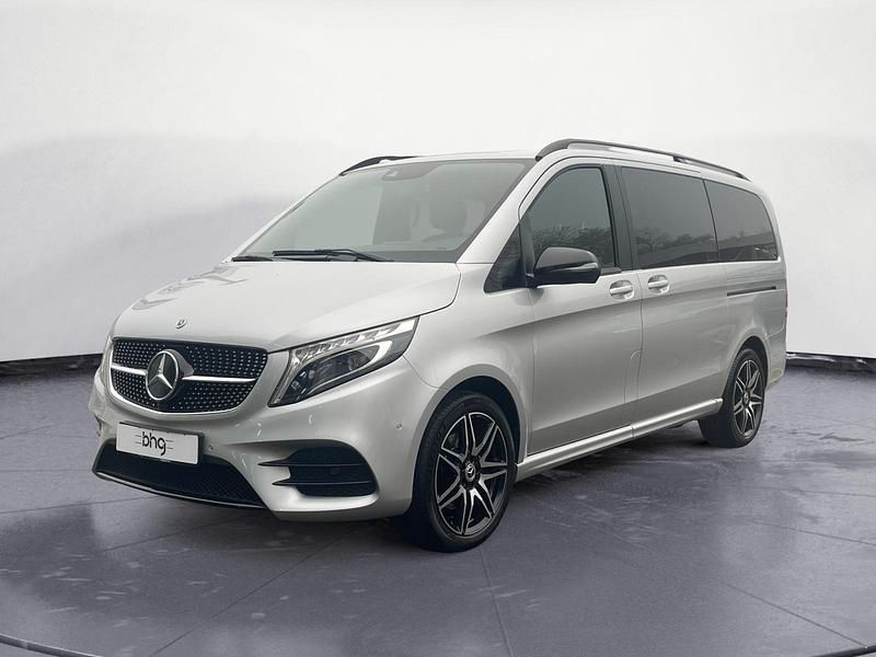 Silber Gebraucht 2021 Mercedes V250 Van / Kleinbus | 40.230 € (Superpreis) - Bild 1/4