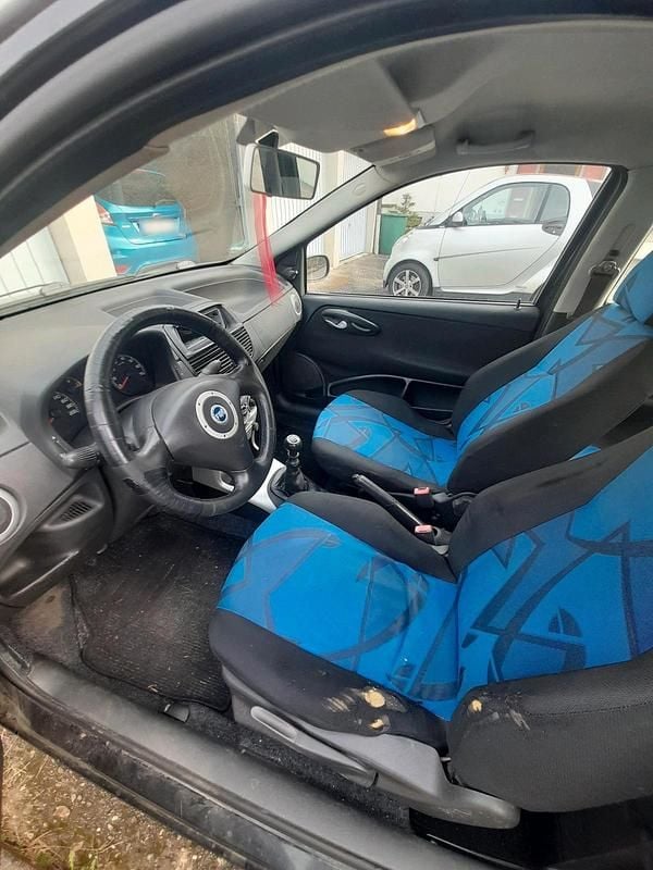 Gebraucht Fiat Punto 60 PS (44 kW) 2004 Schwarz Kleinwagen