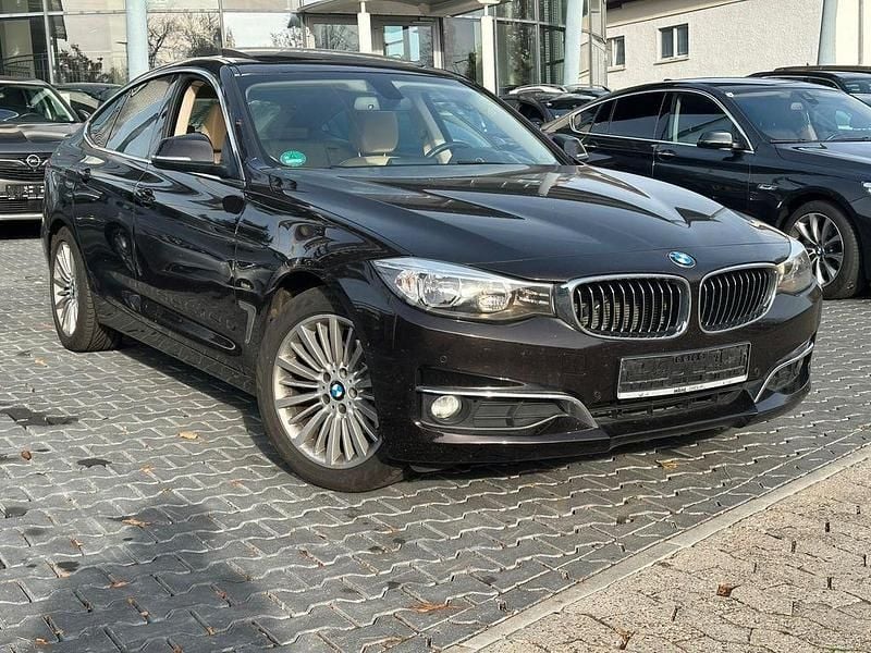 Braun Gebraucht 2016 BMW 320 Gran Turismo Luxury Line SUV | 17.990 € (Guter Preis) - Bild 1/4