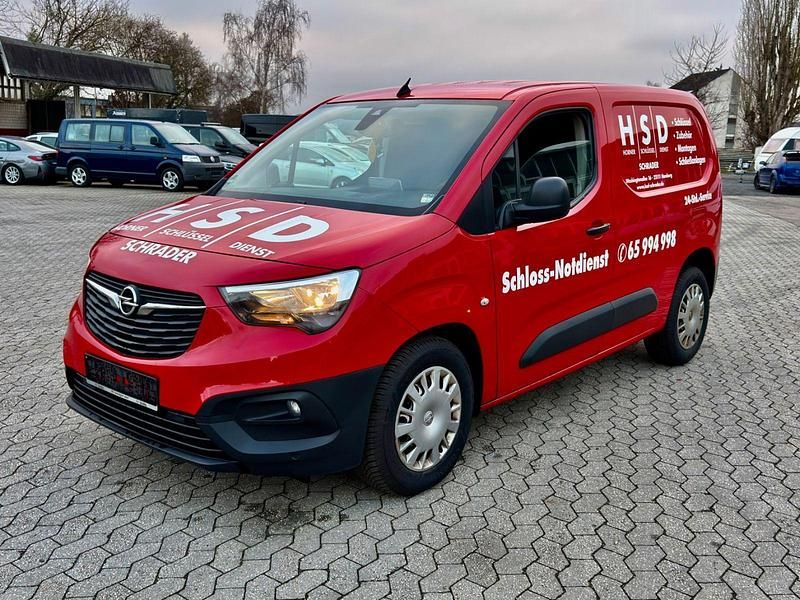 Second-hand Opel Combo Selection 102 CP (75 kW) 2020 Roșu Monovolum