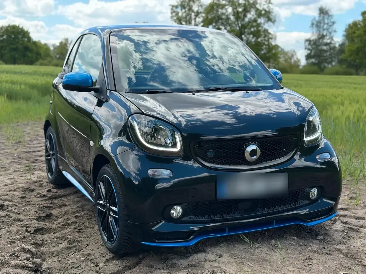 Gebraucht Smart ForTwo Electric Drive Brabus 60 kW (82 PS) 2018 Schwarz Coupé