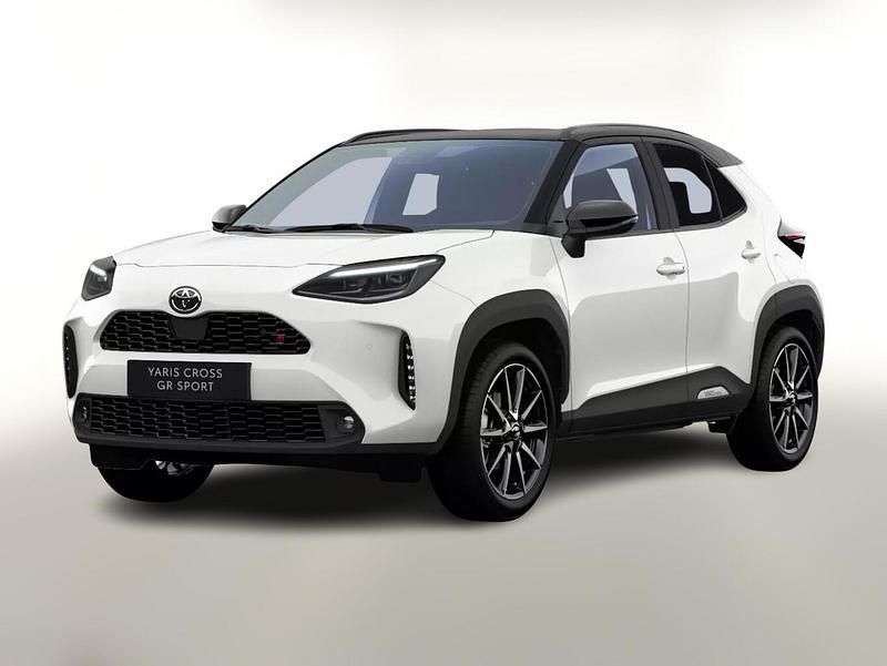 Platinweiß metallic / dachfarbe platinweiß metallic / dachfarbe Neu 2025 Toyota Yaris Cross Sport SUV | 32.857 € (Fairer Preis) - Bild 1/4