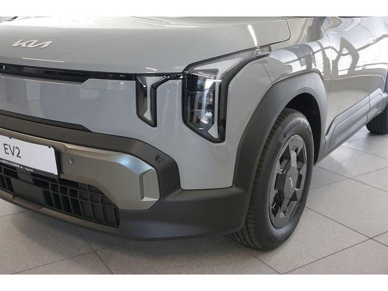 Neu Kia EV2 Air 108 kW (147 PS) 2026 Grau SUV
