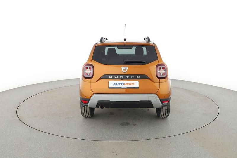 Gebraucht Dacia Duster Prestige 114 PS (83 kW) 2019 Orange SUV