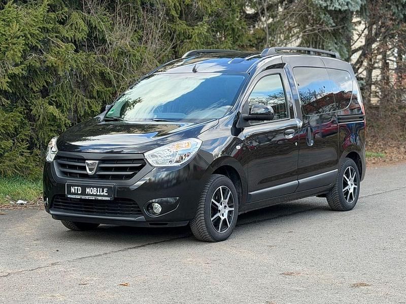 Gebraucht Dacia Dokker 116 PS (85 kW) 2017 Schwarz Van / Kleinbus