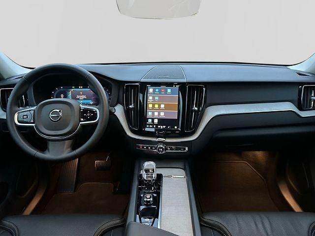 Gebraucht Volvo XC60 Plus 250 PS (183 kW) 2024 Denim blue SUV