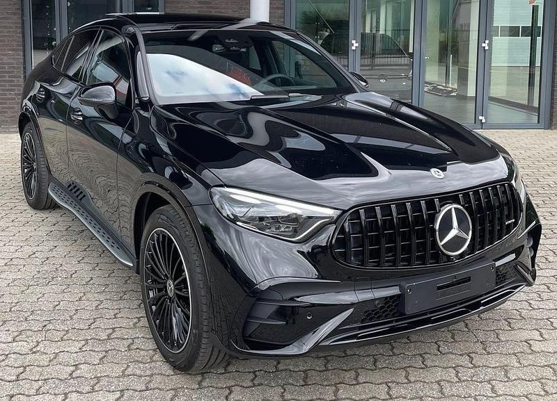 Neu Mercedes GLC300 AMG Line Premium Plus 269 PS (197 kW) 2025 Schwarz Limousine