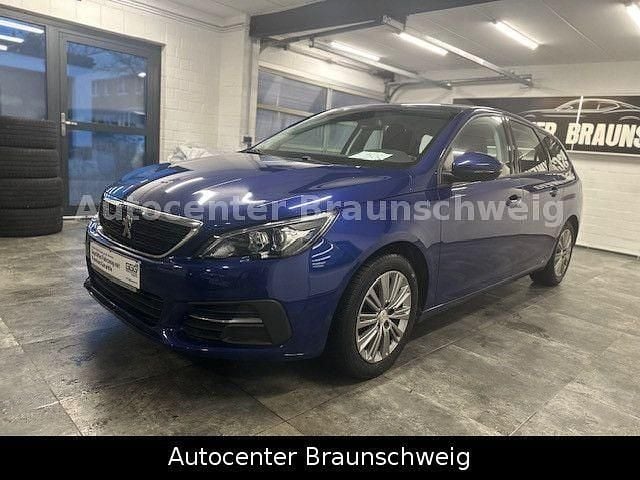 Gebraucht Peugeot 308 SW Active 131 PS (96 kW) 2019 Blau Kombi