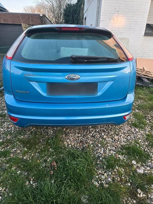 Gebraucht Ford Focus 101 PS (74 kW) 2008 Blau Limousine