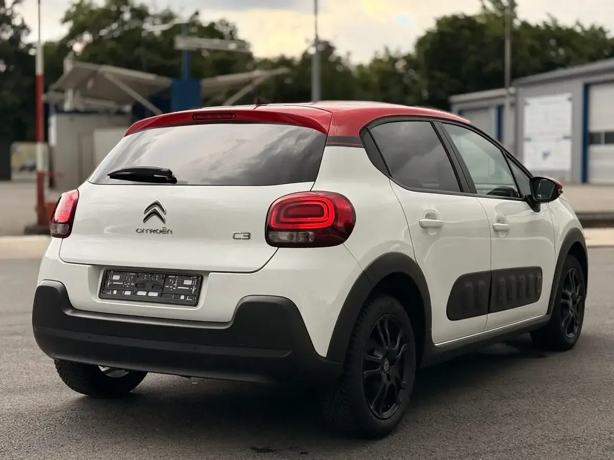 Gebraucht Citroën C3 Live 68 PS (50 kW) 2017 Weiß Kleinwagen