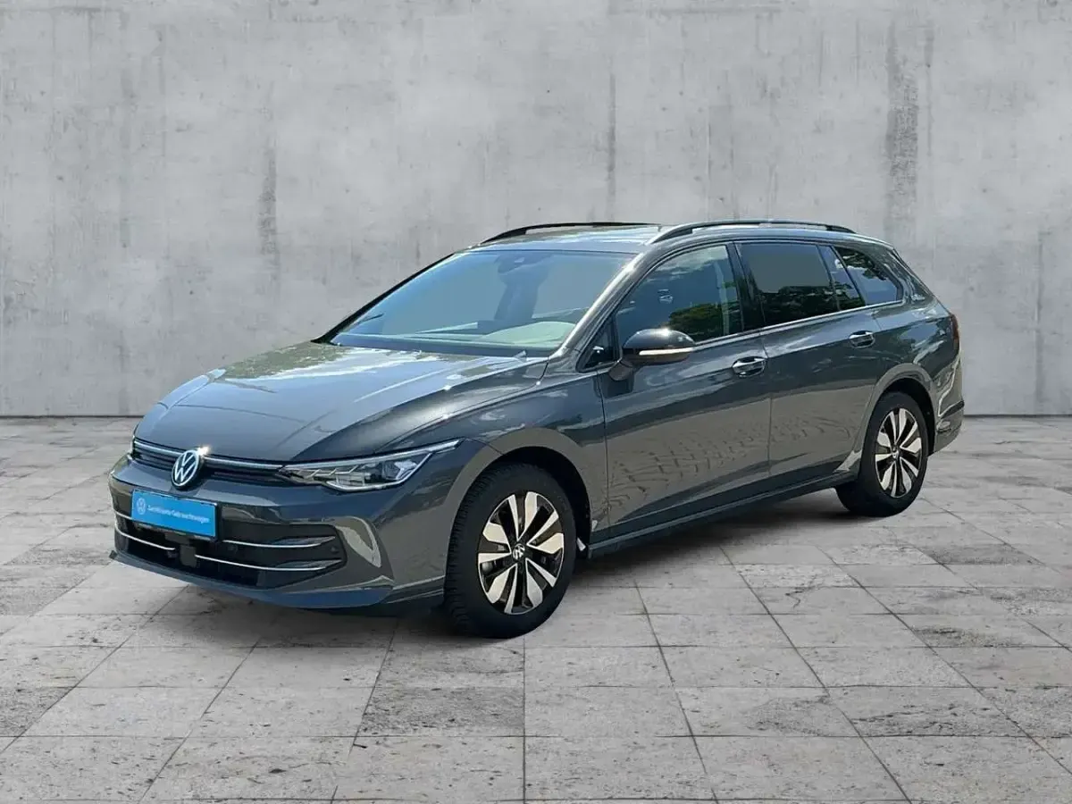 Gebraucht VW Golf VIII Goal 150 PS (110 kW) 2025 Grau Kombi