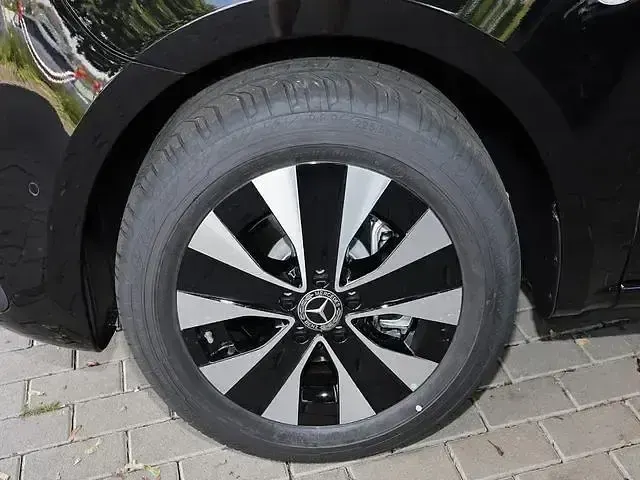 Neu Mercedes Vito 190 PS (139 kW) 2026 Obsidianschwarz Van