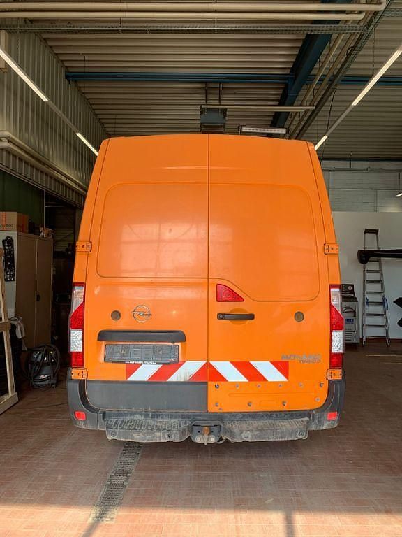 Gebraucht Opel Movano 163 PS (119 kW) 2021 Orange Van