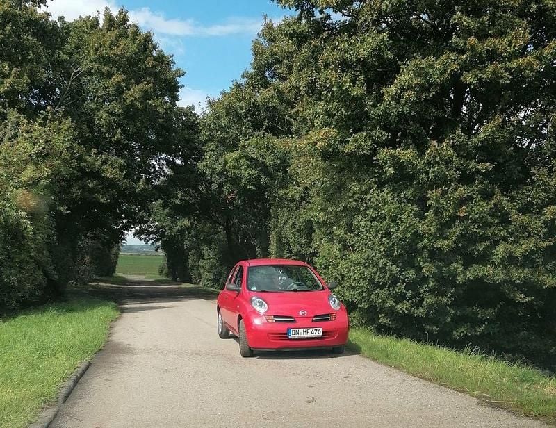 Rot Gebraucht 2003 Nissan Micra Visia Kleinwagen | 900 € (Superpreis) - Bild 1/4