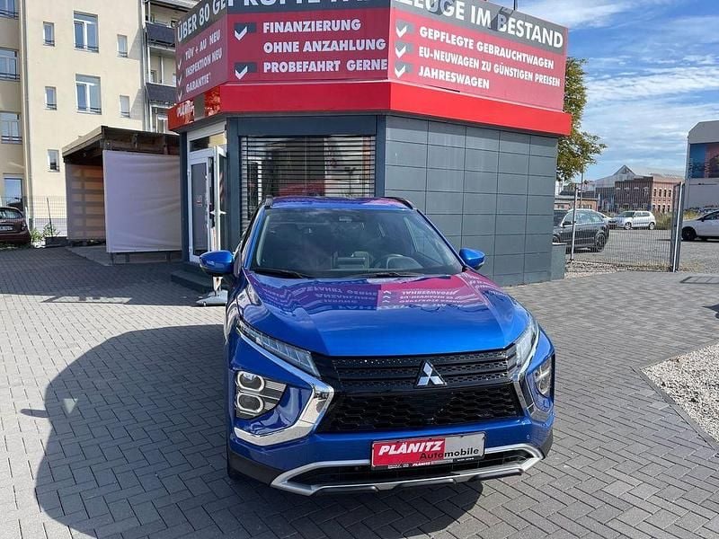 Blau Gebraucht 2021 Mitsubishi Eclipse Cross Edition SUV | 23.999 € (Fairer Preis) - Bild 1/4