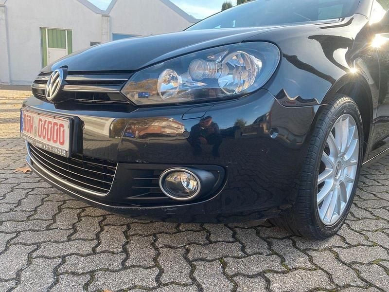 Schwarz Gebraucht 2011 VW Golf VI Style Kombi | 4.950 € (Fairer Preis) - Bild 1/4