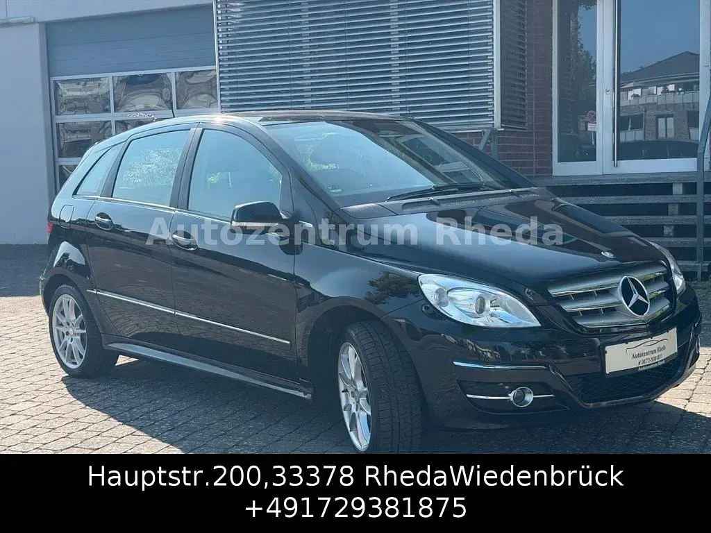 Gebraucht Mercedes B180 116 PS (85 kW) 2009 Schwarz Van / Kleinbus
