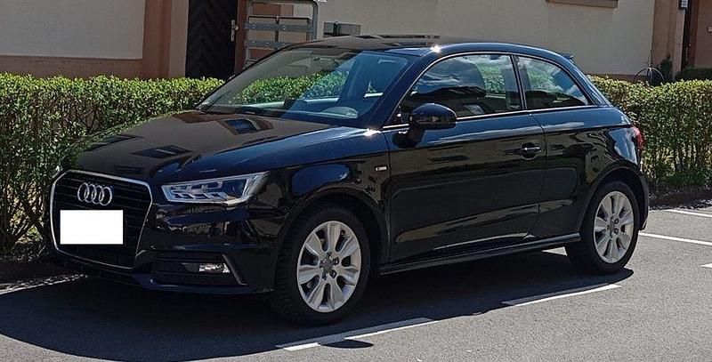 Second-hand Audi A1 S-Line 95 CP (69 kW) 2016 Negru Hatchback