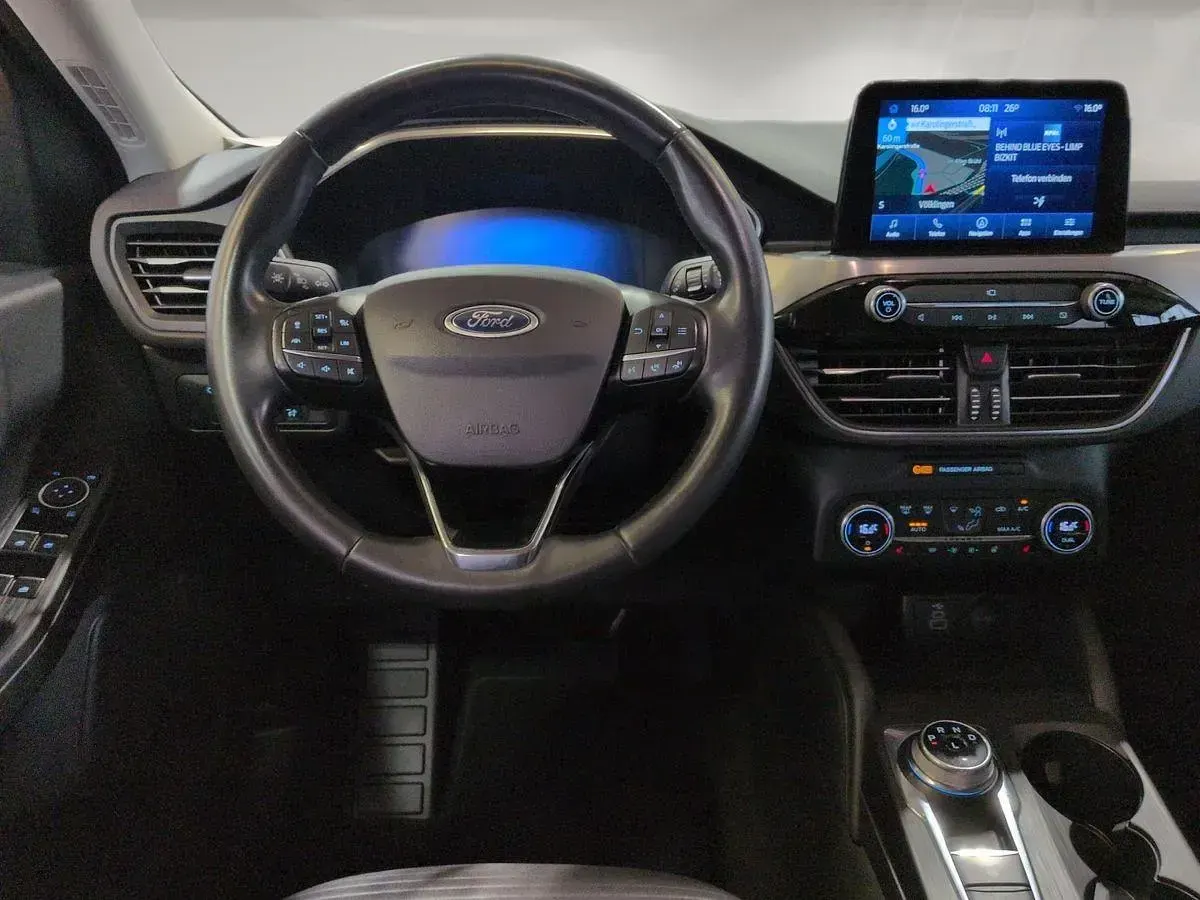 Gebraucht Ford Kuga Titanium 190 PS (139 kW) 2022 Frozen white SUV