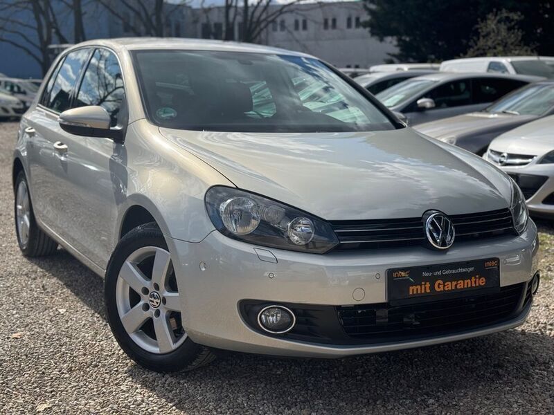 Grau Gebraucht 2010 VW Golf VI Team Limousine | 7.990 € (Etwas zu teuer) - Bild 1/4